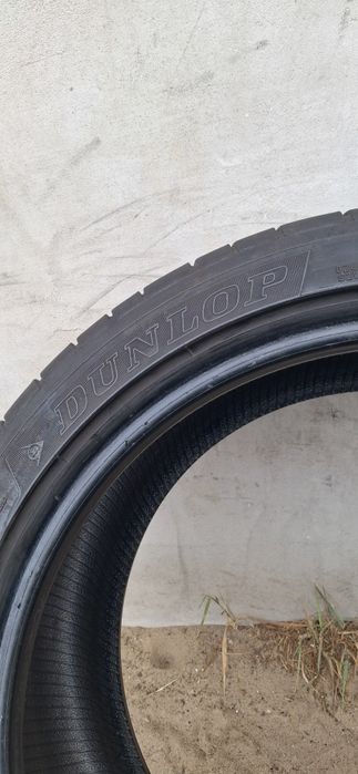 Opona 235/40R18 Dunlop