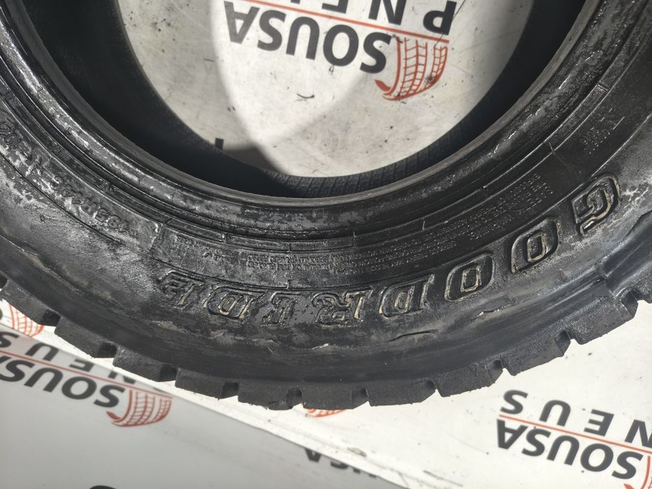 2 pneus Nortenha 185R14C 4x4 - Oferta dos Portes