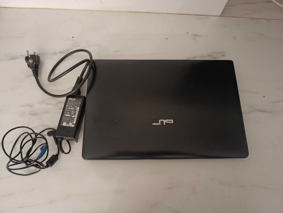 Laptop ASUS X501A - XX090H