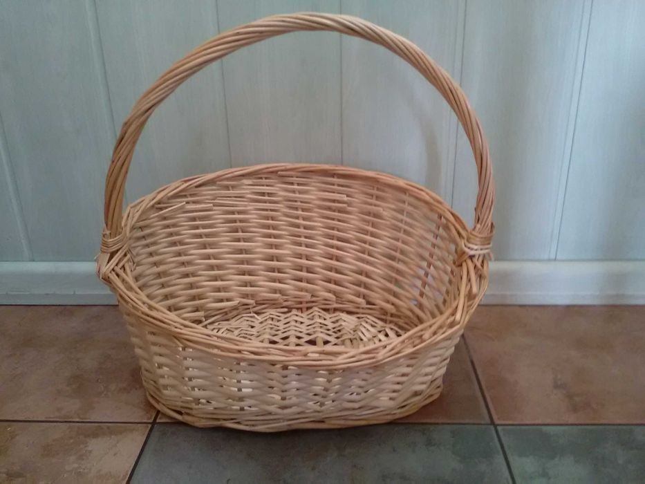 Koszyk koszyczek wiklinowy ładny 38 dlu. 28 szer.