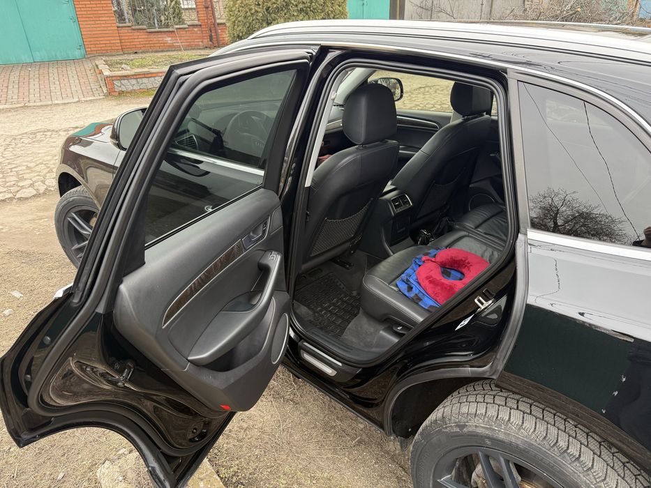 Audi Q5 Premium Plus  gen3  шикарна пропозиція