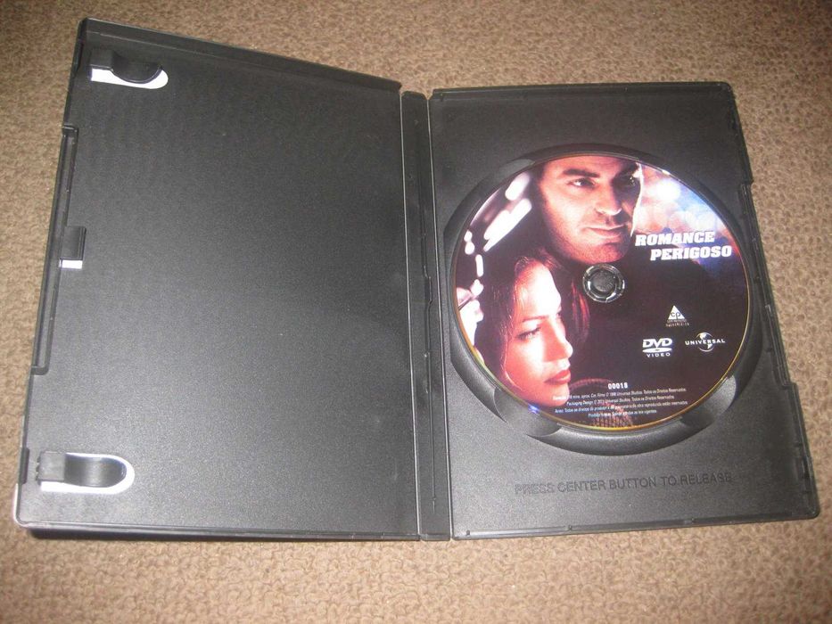 DVD "Romance Perigoso" com George Clooney