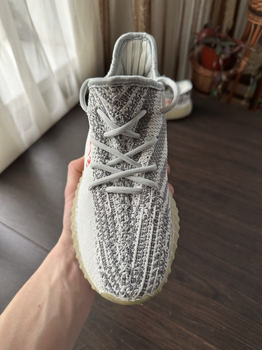 Кросівки жіночі Adidas Yeezy Boost 350 V2, Розмір 39 1/3 Оригінал 100%
