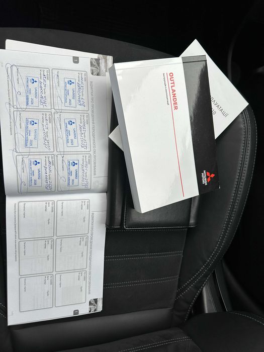 Mitsubishi Outlander Instyle 2022