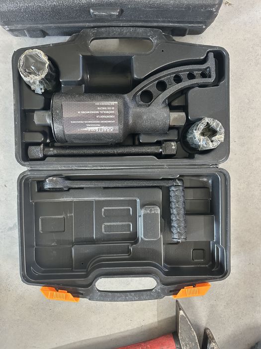 Гайковерт ручний(мʼясорубка)нова є 2 шт ще багато іншого дивіця  фото