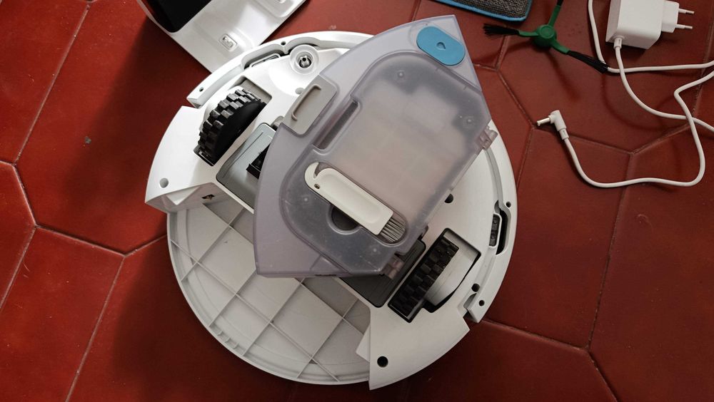 Robot aspirador Roomba Combo Essencial