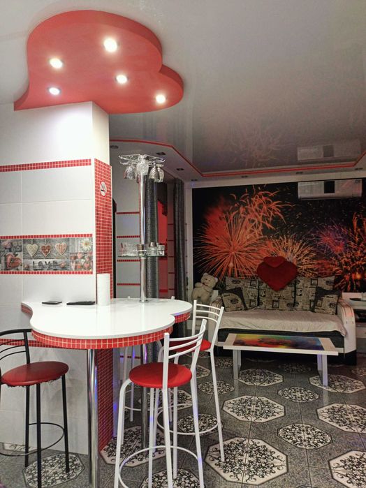 VIP Троещина 2 этаж с Джакузи в комнате, 2 бойлера + Почасово!