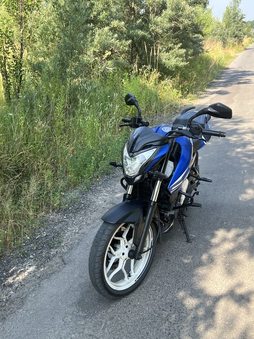 Bajaj pulsar ns 200