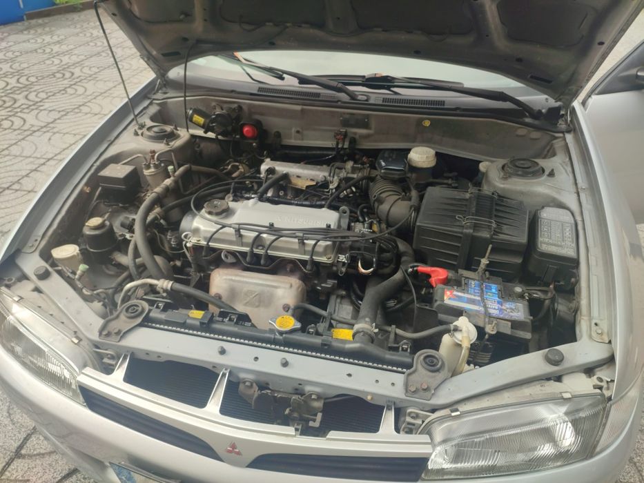 Mitsubishi Lancer 1.3 glx