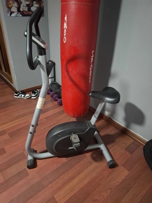 Bicicleta estática Newfit