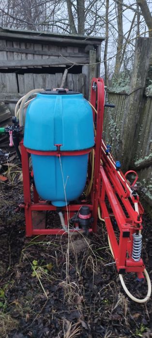 Оприскувач 12 метрів 400літрів