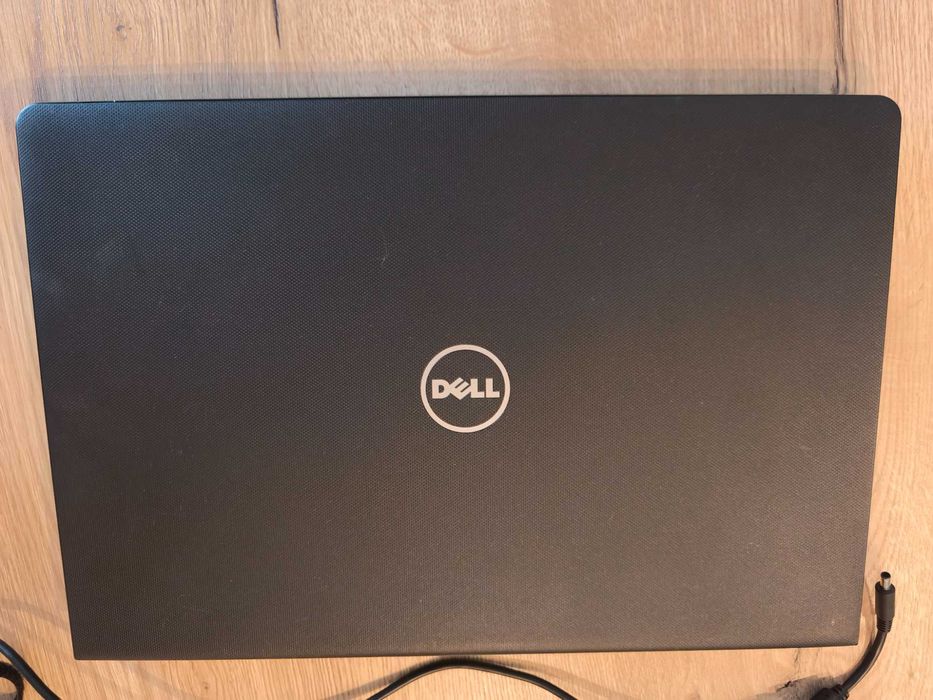 Laptop Dell Vostro 3568 i3-6006U 8GB DDR4 256GB NVME KAMERA zasilacz