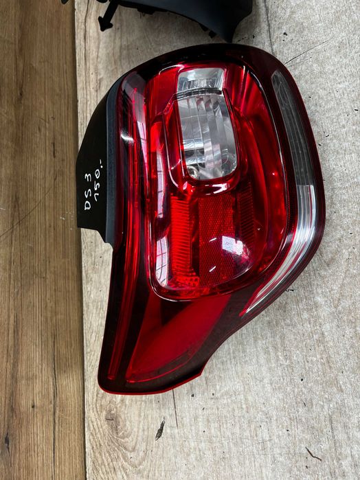 Lampa tylna lewa prawa Citroen DS3