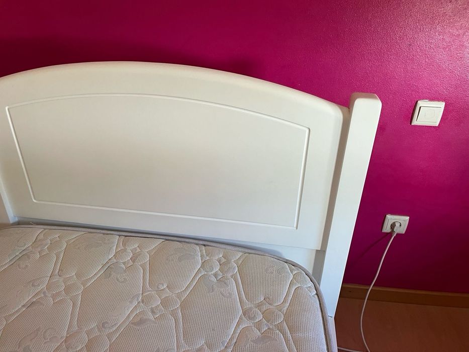 Cama em Madeira Maciça Branca 120x190 cm - com Estrado