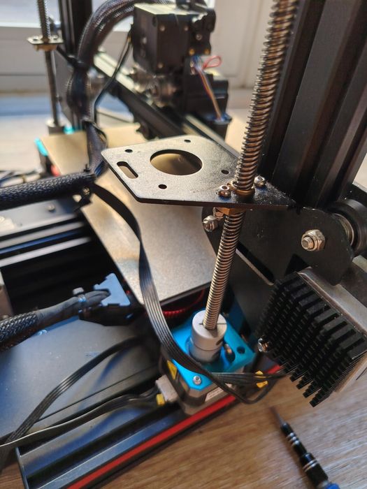 Creality Ender 3 v2 neo Impressora 3d com slipper, orange pi, Direct extruder, bed level sensor e isolamento de aquecimento