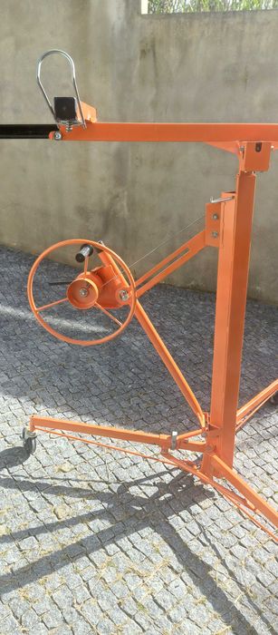 Elevador de Placas de Gesso