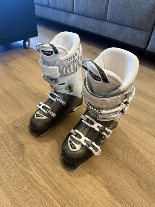 Damskie buty narciarskie Fischer