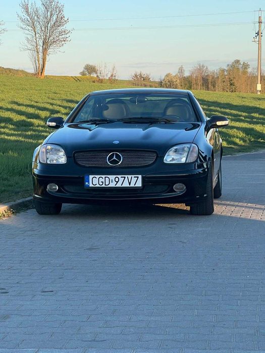 Mercedes -  Benz SLK 200 kompressor - kabrio.