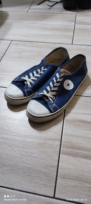 Чоловічі кросівки