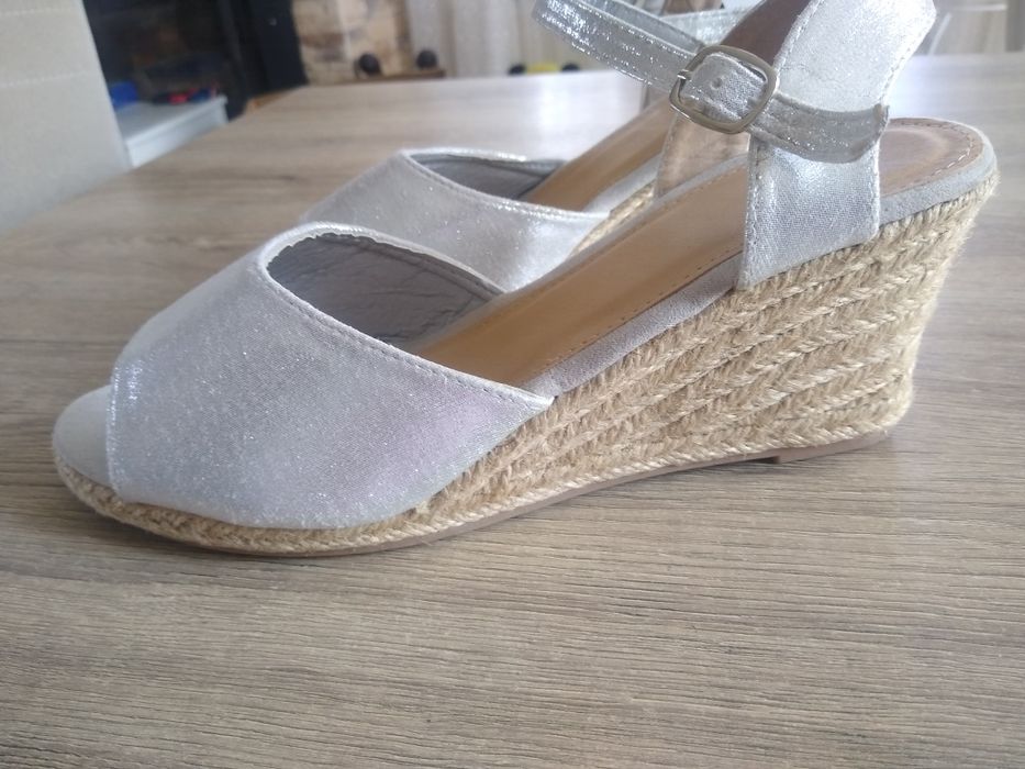 Sandały 39 i 40 buty letnie