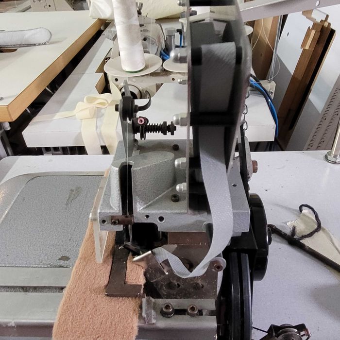 owerlok titan maxiket do dywanikow samochodowych,grube szycie