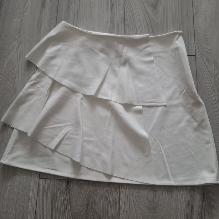 Spódniczka biała mini rozmiar M