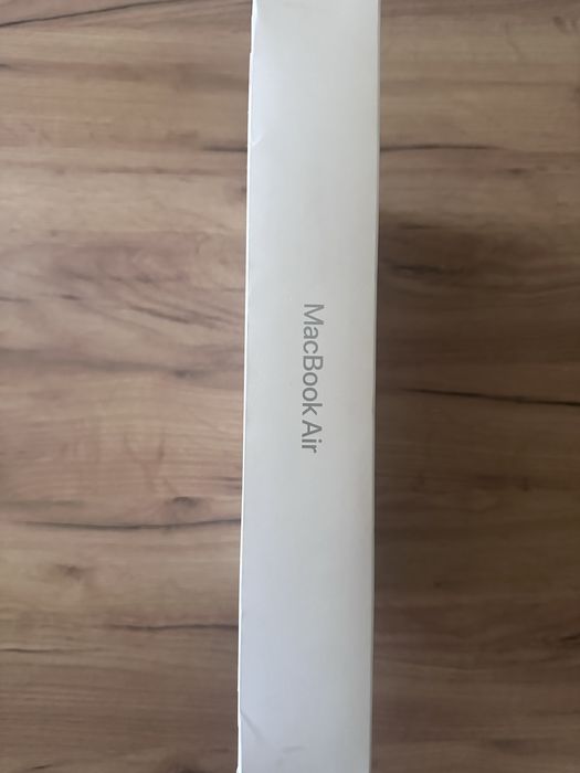 MacBook Air 13,6 M3 16 512