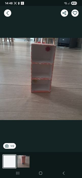 Zabawkowa pułka dla dziecka