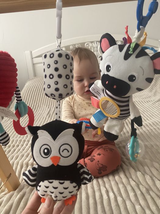 Іграшки для немовлят