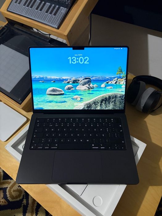 MacBook Pro 14” M4 Pro (24GB RAM / 512GB SSD) – Como Novo + Fatura