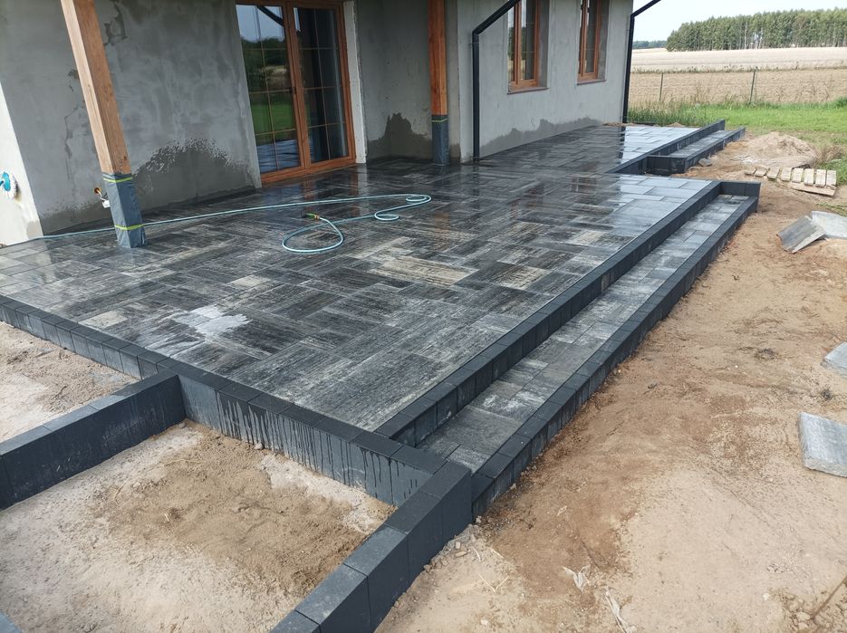 Układanie kostki brukowej