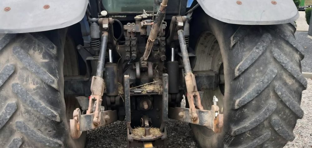 New Holland tm190
