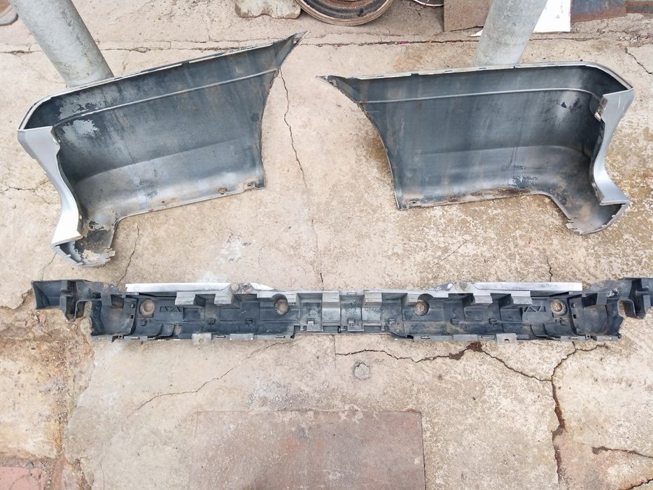 Бампер задний вито 639