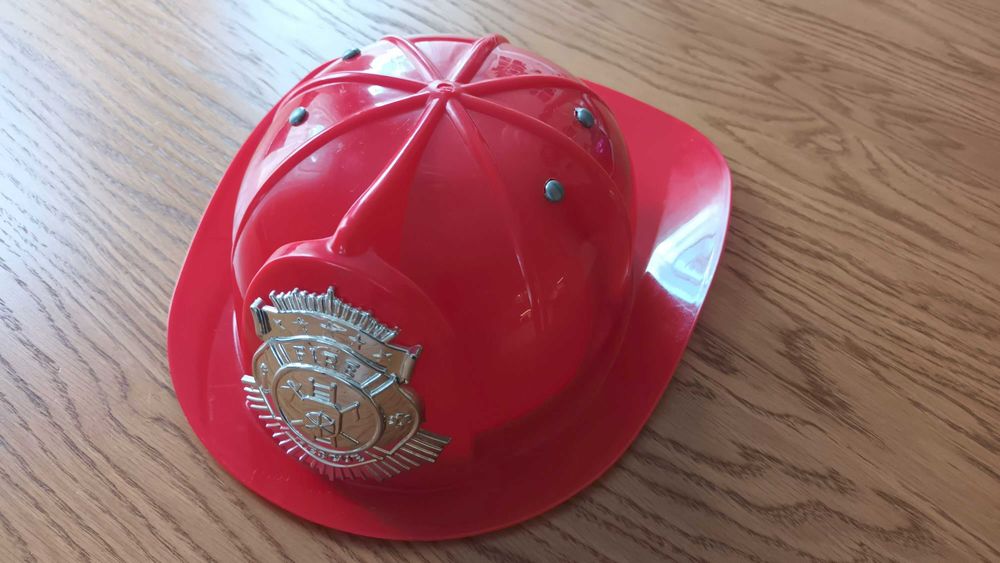 strój strażaka przebranie bal karnawałowy hełm 5-6 lat 116 cm