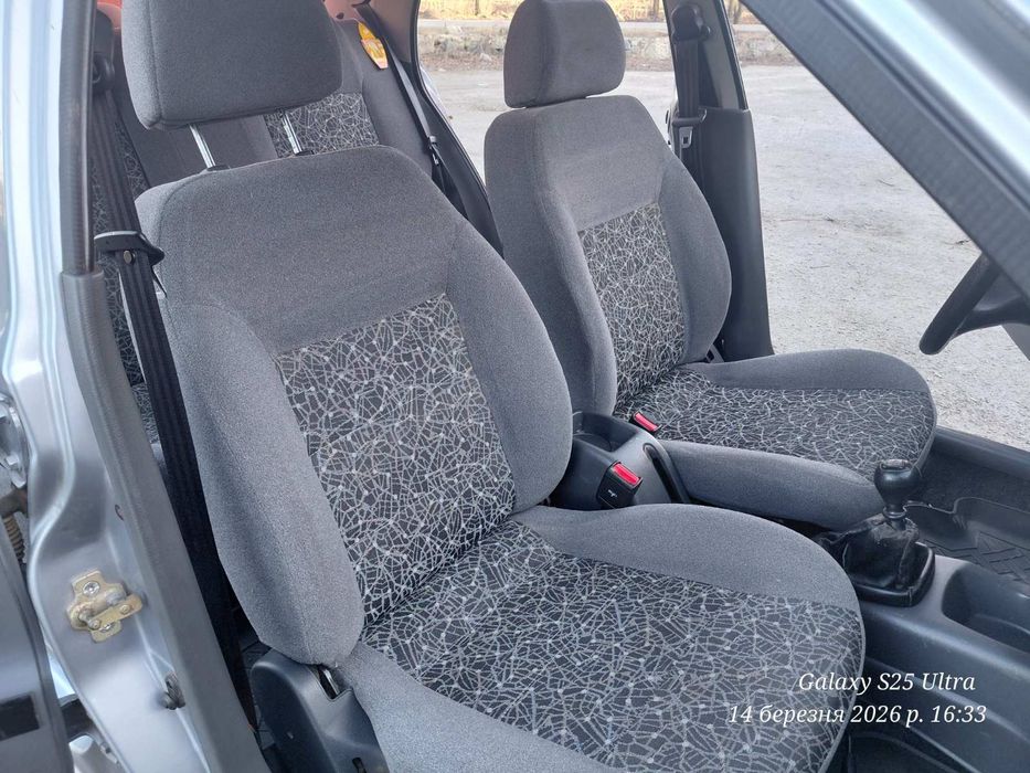 Продам автомобіль Део Ланос.