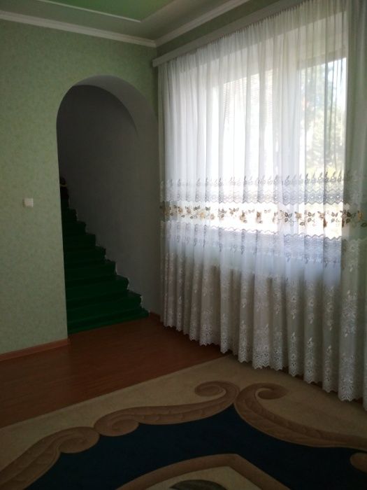 Продам 2-х этажный дом, от владельца, в Каменце-Подольском.