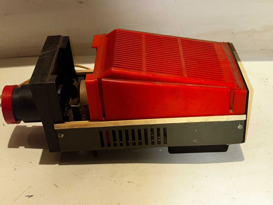 Radziecki rzutnik do slajdów, bajek KWANT - Prl !