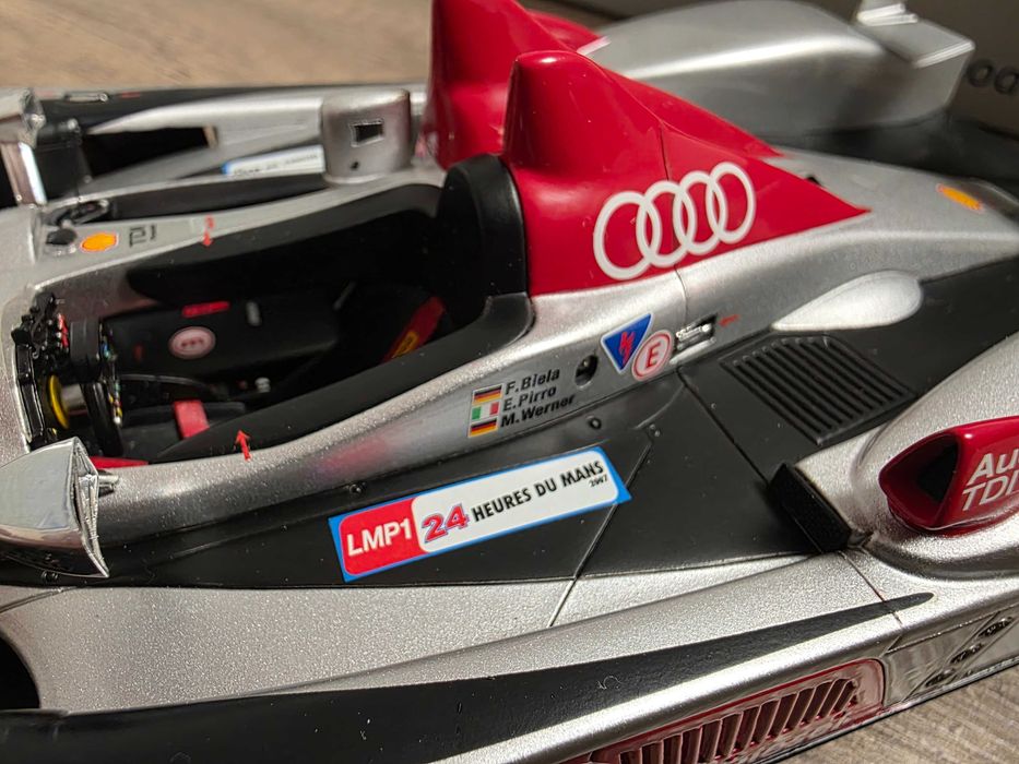 Audi R10 TDI vencedor LE Mans 2007 1:18 Spark