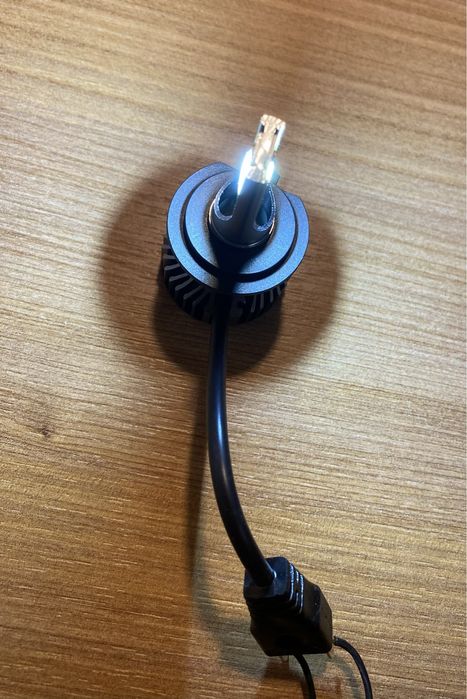 Лампы светодиодные (LED) в фары ближнего света Н7