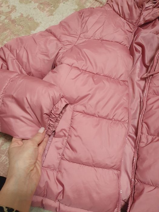 Продам куртку на весну