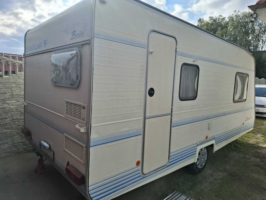 Bardzo ładna przyczepa kempingowa Caravelair Brasilia 480