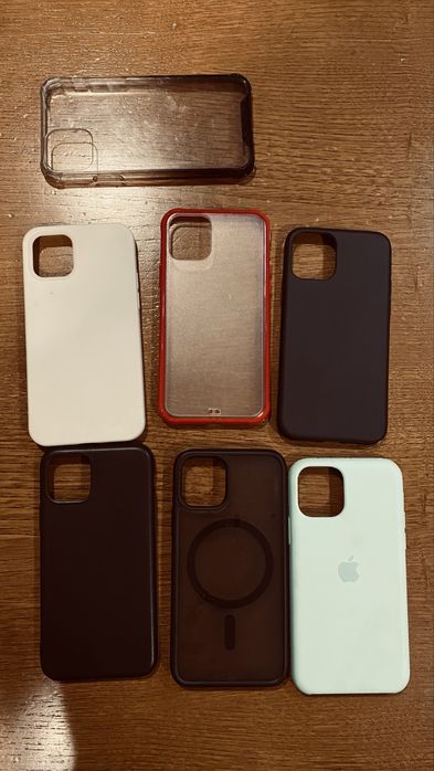 iPhone 11 Pro Midnight Green 256GB – Excelente Estado + 7 Capas + Películas