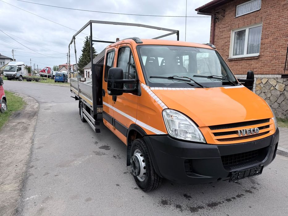 Iveco 70c17  Iveco daily 70c17 7 osób hak 3.5tDMC 220 tyś przebiegu skrzynia5.2x2.2