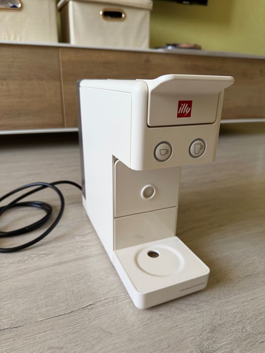 Капсульна кавоварка iperEspresso ILLY Y3.2