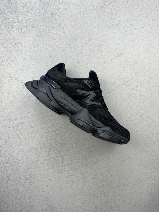 Кросівки New Balance 9060 Triple Black: 2 680 грн. - Кроссовки для