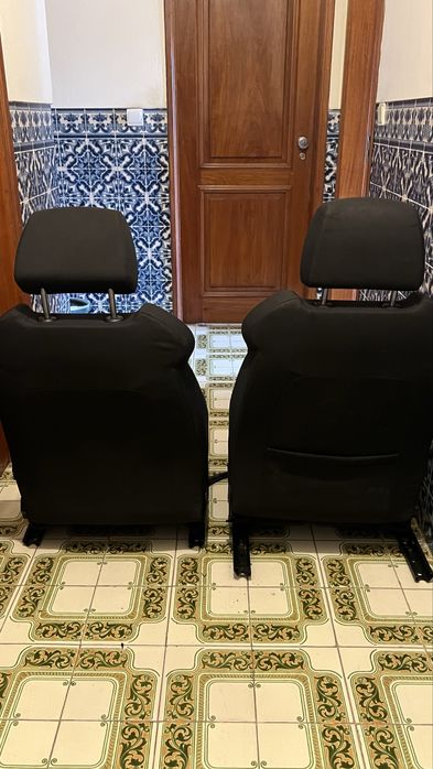 Bancos SEAT Leon FR 1P  – frente – impecáveis