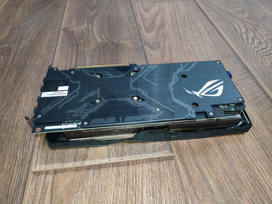 Игровая видеокарта ASUS ROG Strix Radeon RX 580 8gb