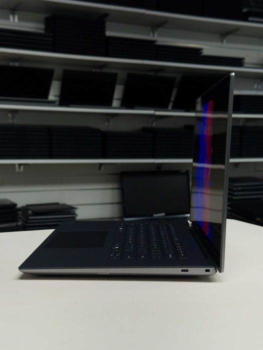 Dell Precision 5690 Ultra 7-165H 16GB 1TB SDD RTX 3500 ADA, 4k+ DOTYK!