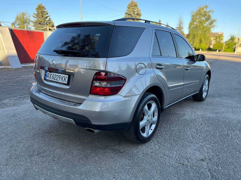 Mercedes-Benz ML350 4Matic