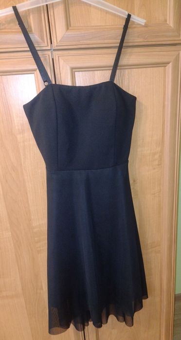 Sukienka mała czarna 36